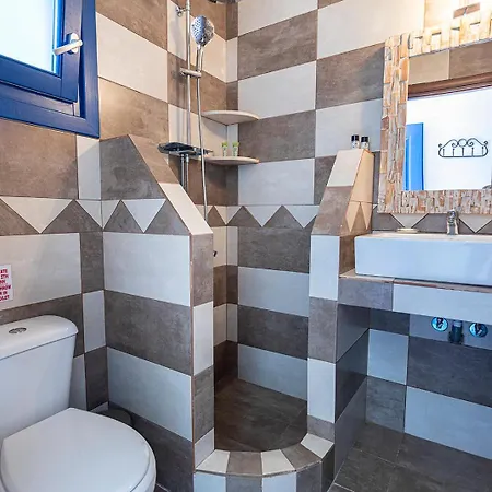 בית הארחה Almiriki Serifos Livadakia