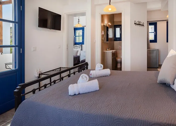 Almiriki Serifos Guest house