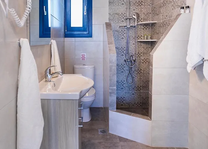 Almiriki Serifos 4* Livadakia