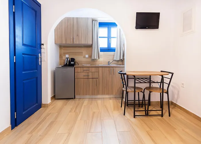 Almiriki Serifos Guest house