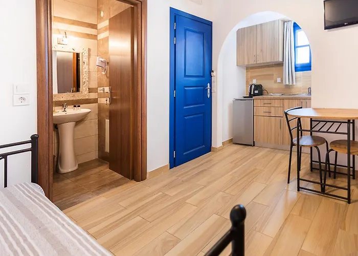 Almiriki Serifos 4* Livadakia