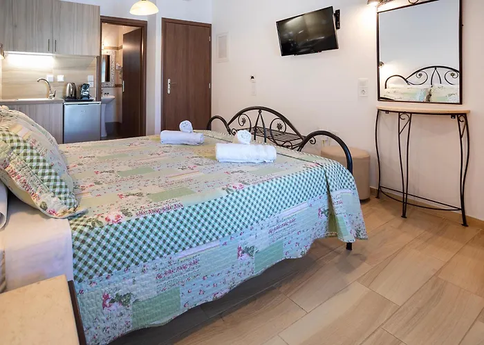 Almiriki Serifos Guest house