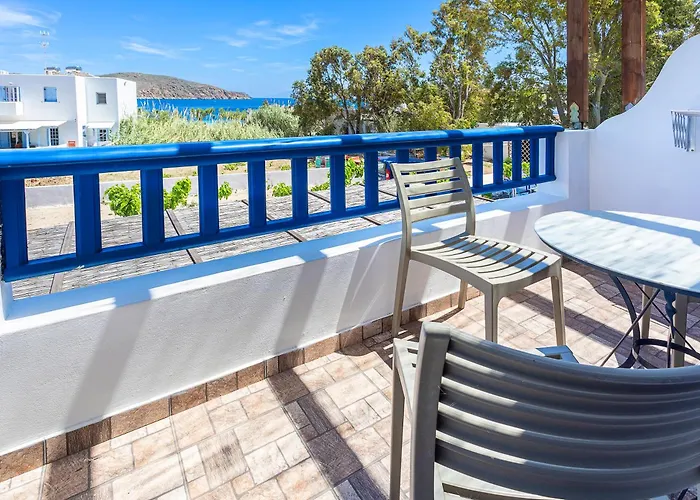 Almiriki Serifos Livadakia