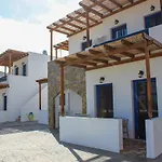 Guest house Almiriki Serifos