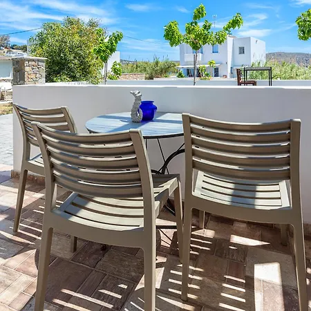 Almiriki Serifos 4* Λιβαδάκια