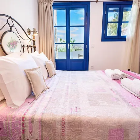 Almiriki Serifos 3*